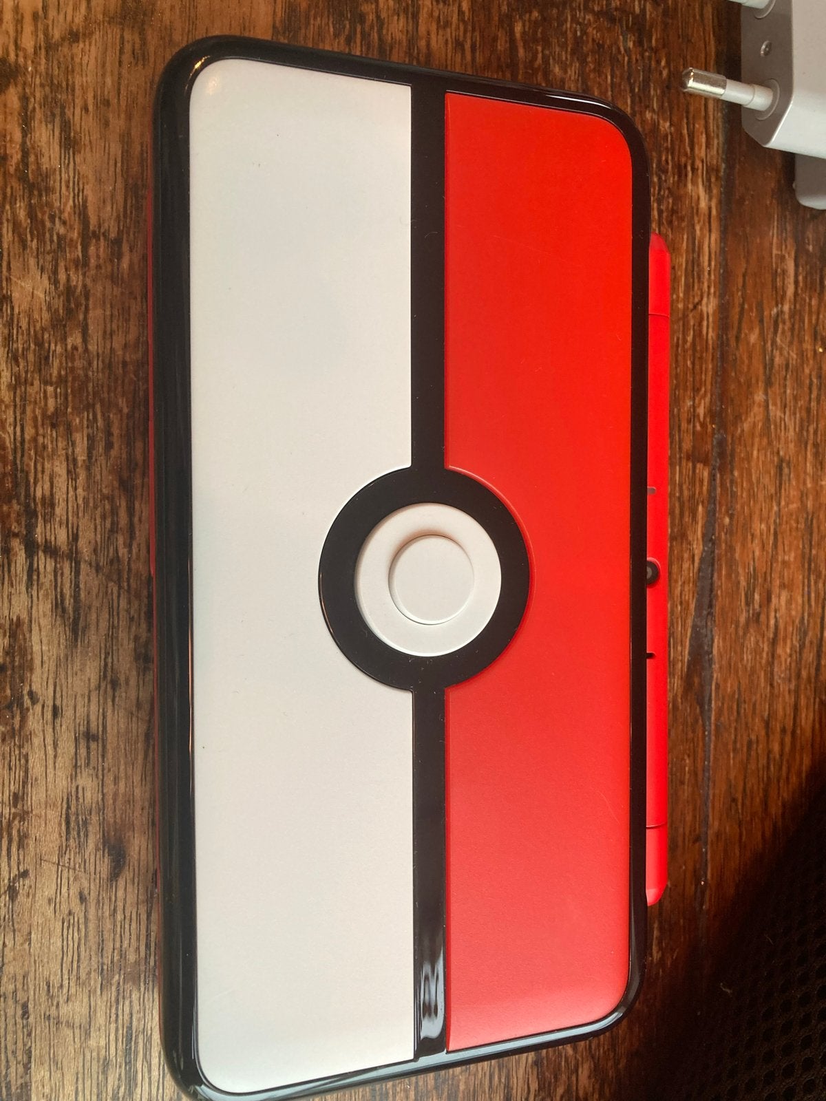 Nintendo 3DS / 2DS Pokeball editie, Spelcomputers en Games, Gebruikt, 2DS, Ophalen of Verzenden, Rood