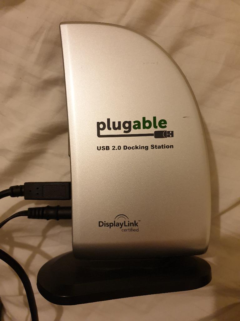 Plugable USB 2.0 DisplayLink Docking Station, Ophalen of Verzenden, Gebruikt, Docking station, Laptop
