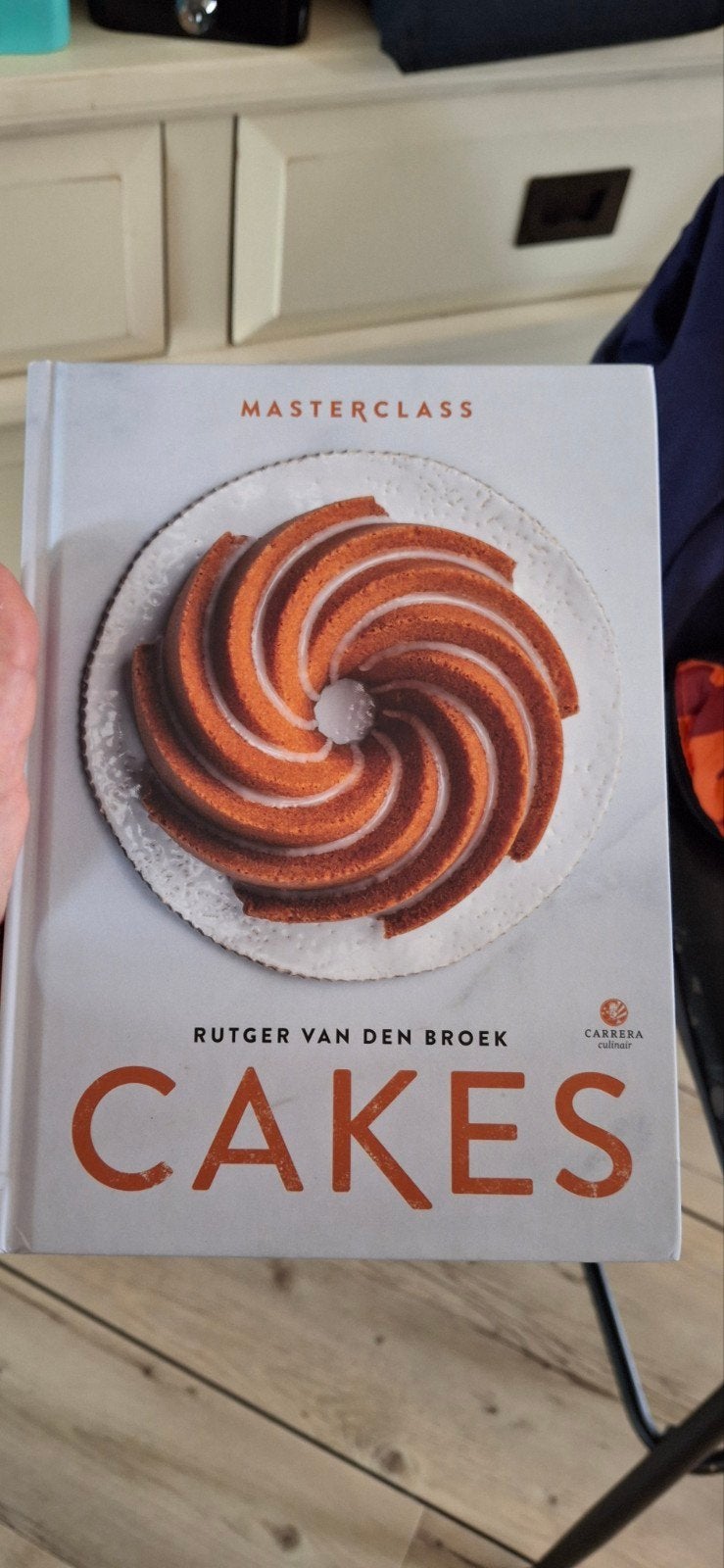 Masterclass Cakes - Rutger van den Broek (Bakboek), Ophalen of Verzenden, Zo goed als nieuw