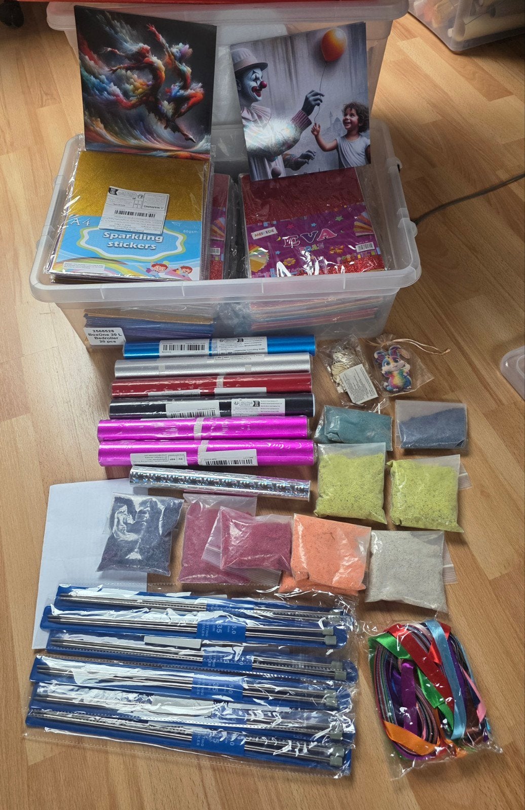 Grote knutselset: breinaalden, glitterfolie, zand en meer, Zelfklevend, Nieuw, Meerkleurig, Ophalen of Verzenden
