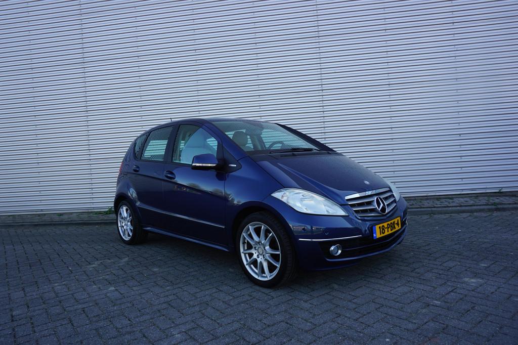 Mercedes-Benz A-Klasse 160 Business Class Elegance AUTOMAAT, Euro 5, 4 cilinders, Blauw, Leder en Stof