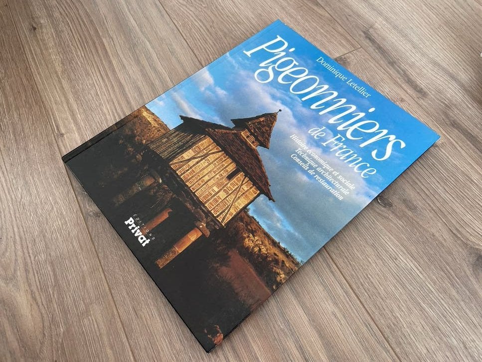 Pigeonniers de France: Duiventillen en Architectuur, Ophalen of Verzenden, Zo goed als nieuw, Architectuur algemeen