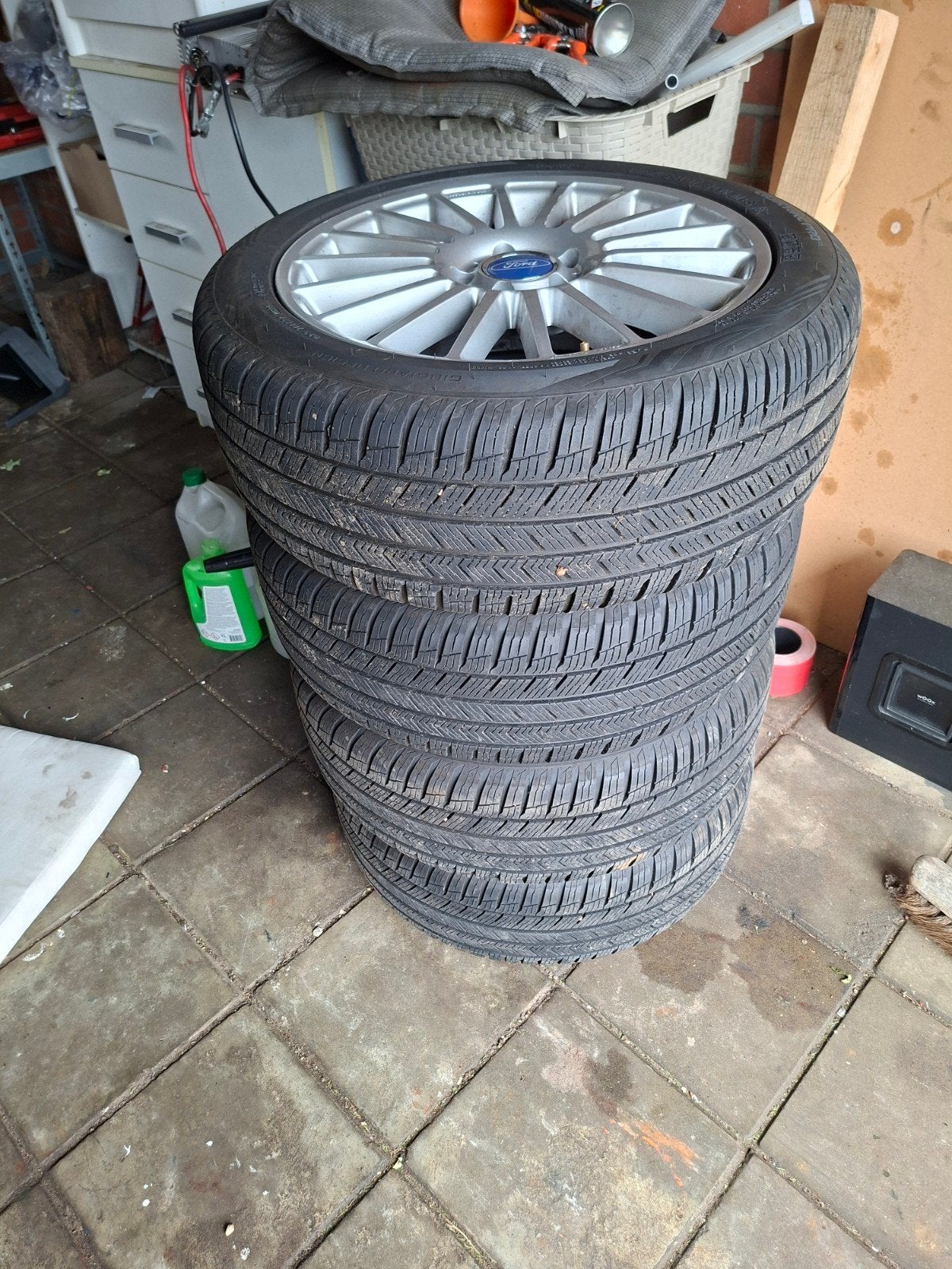 Vredestein 4 season met velgen 225/45 R17, Ophalen, Gebruikt, Banden en Velgen, 17 inch