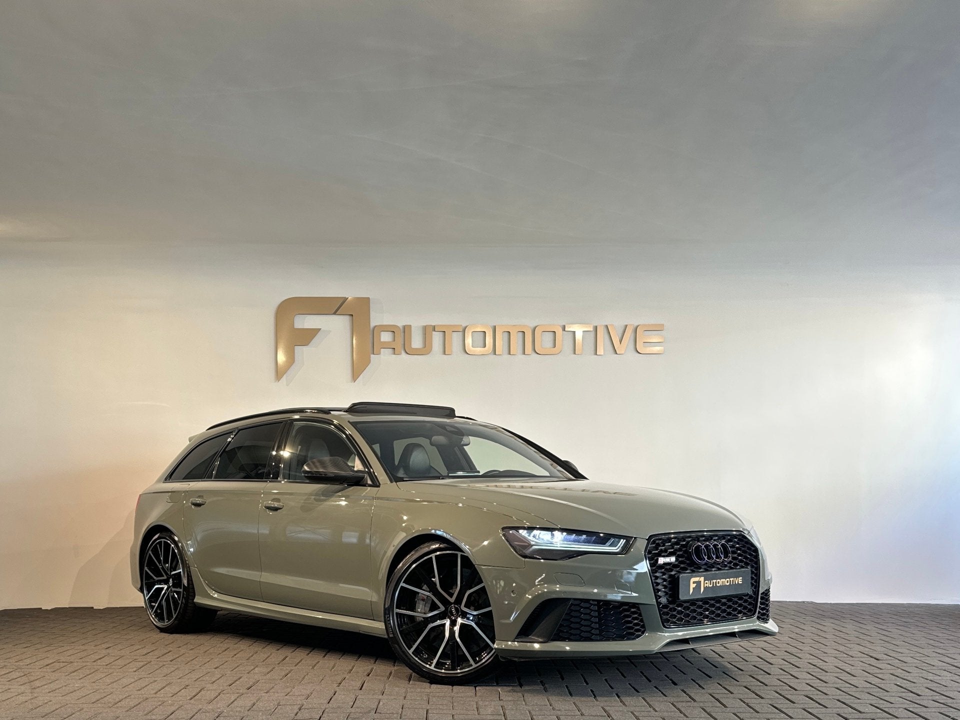 Audi RS6 4.0 TFSI RS 6 quattro performance Pano|Ceramic|Bose, Auto's, Audi, Automaat, 3993 cc, Leder en Alcantara, 5 stoelen