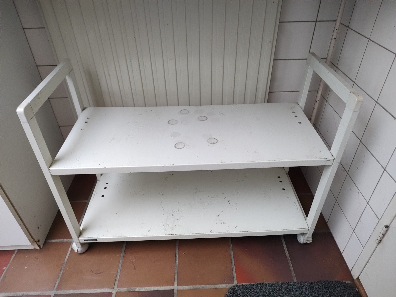 Arend trolley voor ordners kantoor, Ophalen