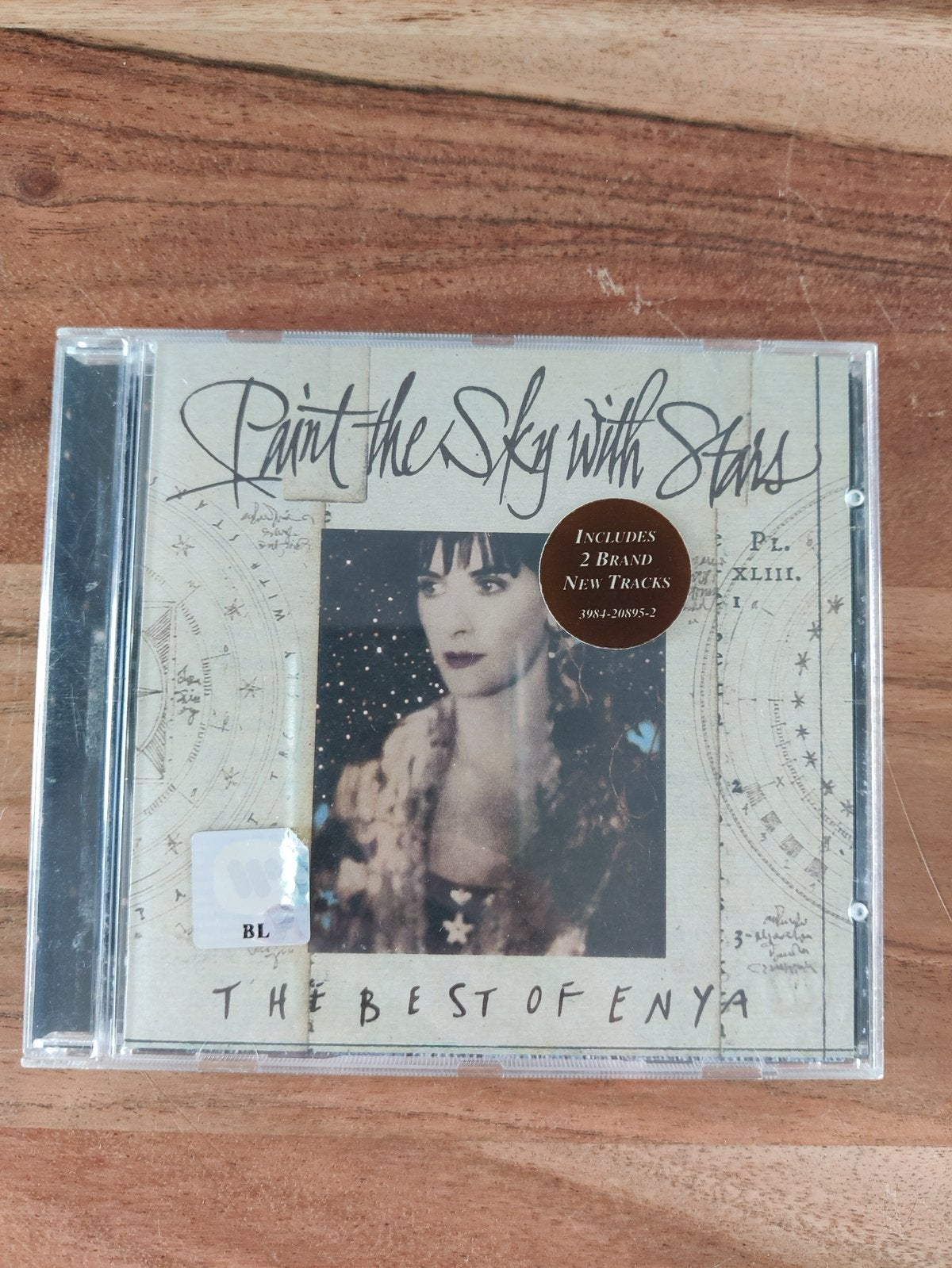 Cd Enya Paint the sky with Stars the best of, Cd's en Dvd's, Ophalen of Verzenden, Zo goed als nieuw