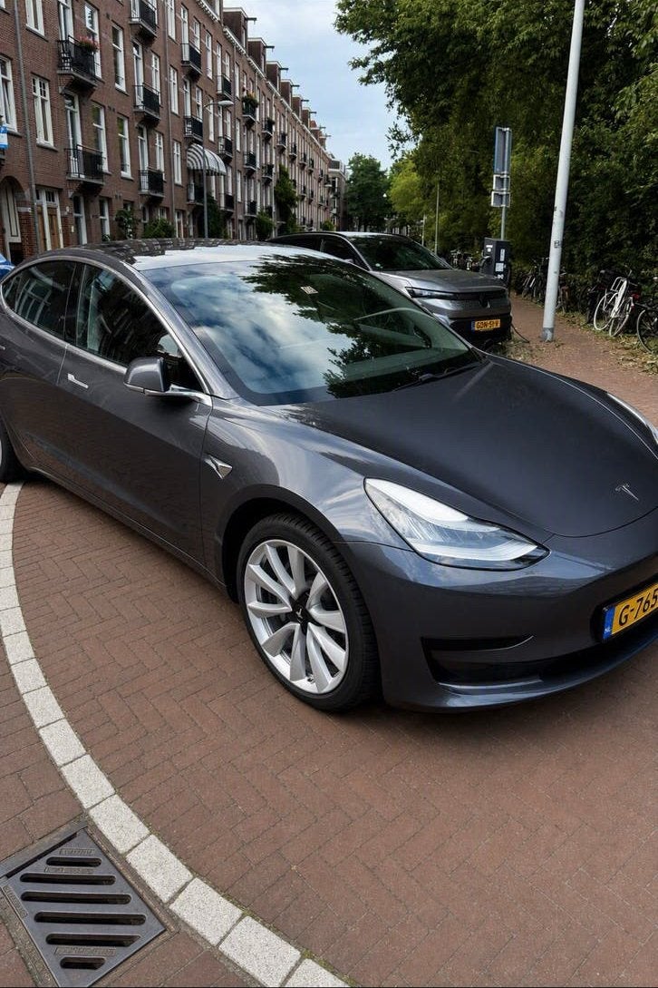 Tesla Model 3 SR+ | 125.000 km | Tesla OH | Nieuwe banden, Automaat, Origineel Nederlands, Elektrisch, Particulier