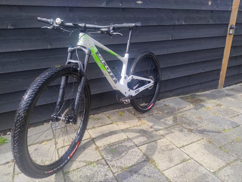 Scott Spark RC Comp M - Zo goed als nieuw, 8 maanden oud, 49 tot 53 cm, Zo goed als nieuw, Schijfrem, Ophalen