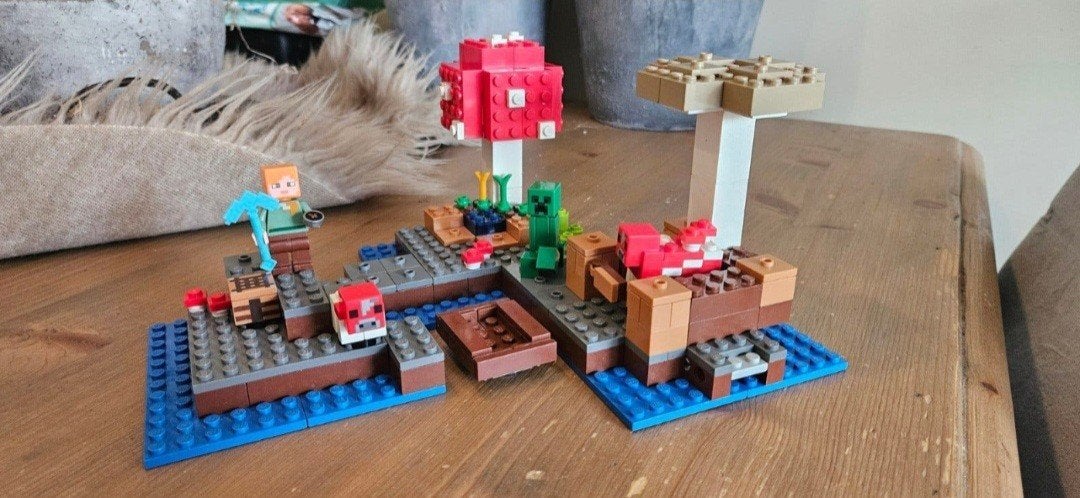 Lego Minecraft 21129 Mushroom Island - Compleet, Gebruikt, Minecraft, Lego, Inclusief instructies