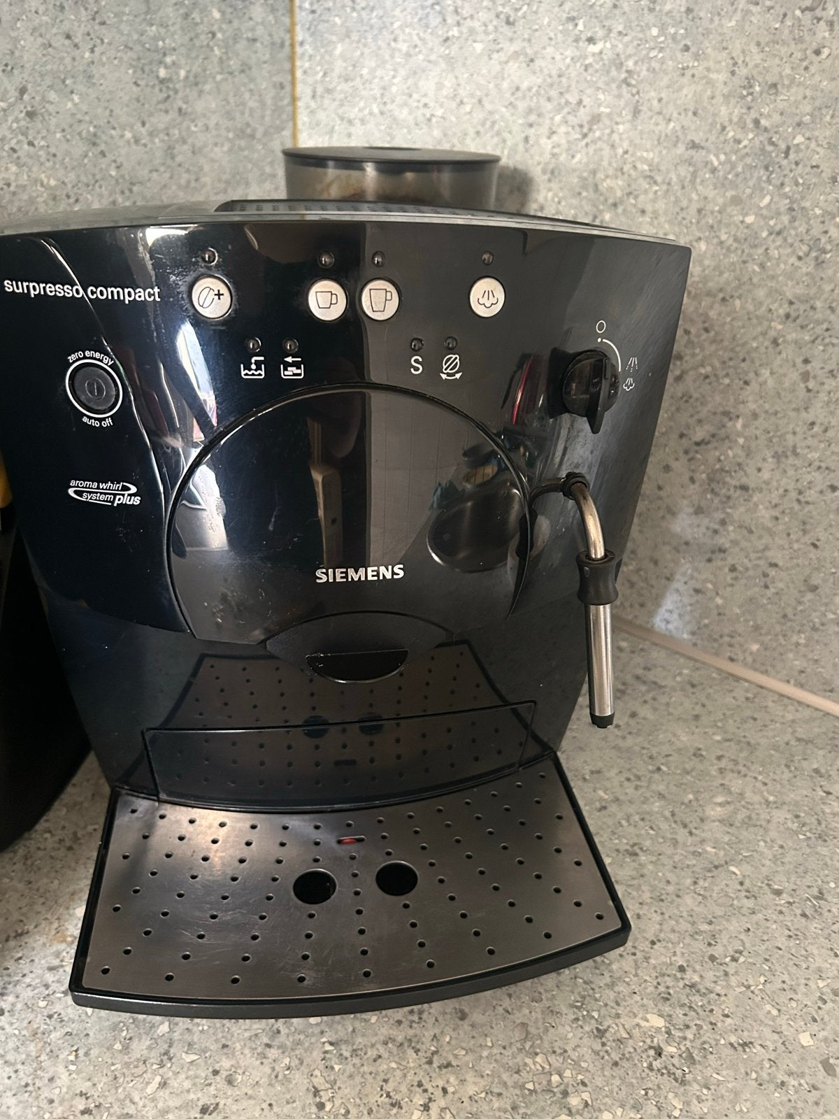 Siemens Surpresso Compact Espresso Apparaat, Witgoed en Apparatuur, Gebruikt, Espresso apparaat, Koffiebonen, 2 tot 4 kopjes