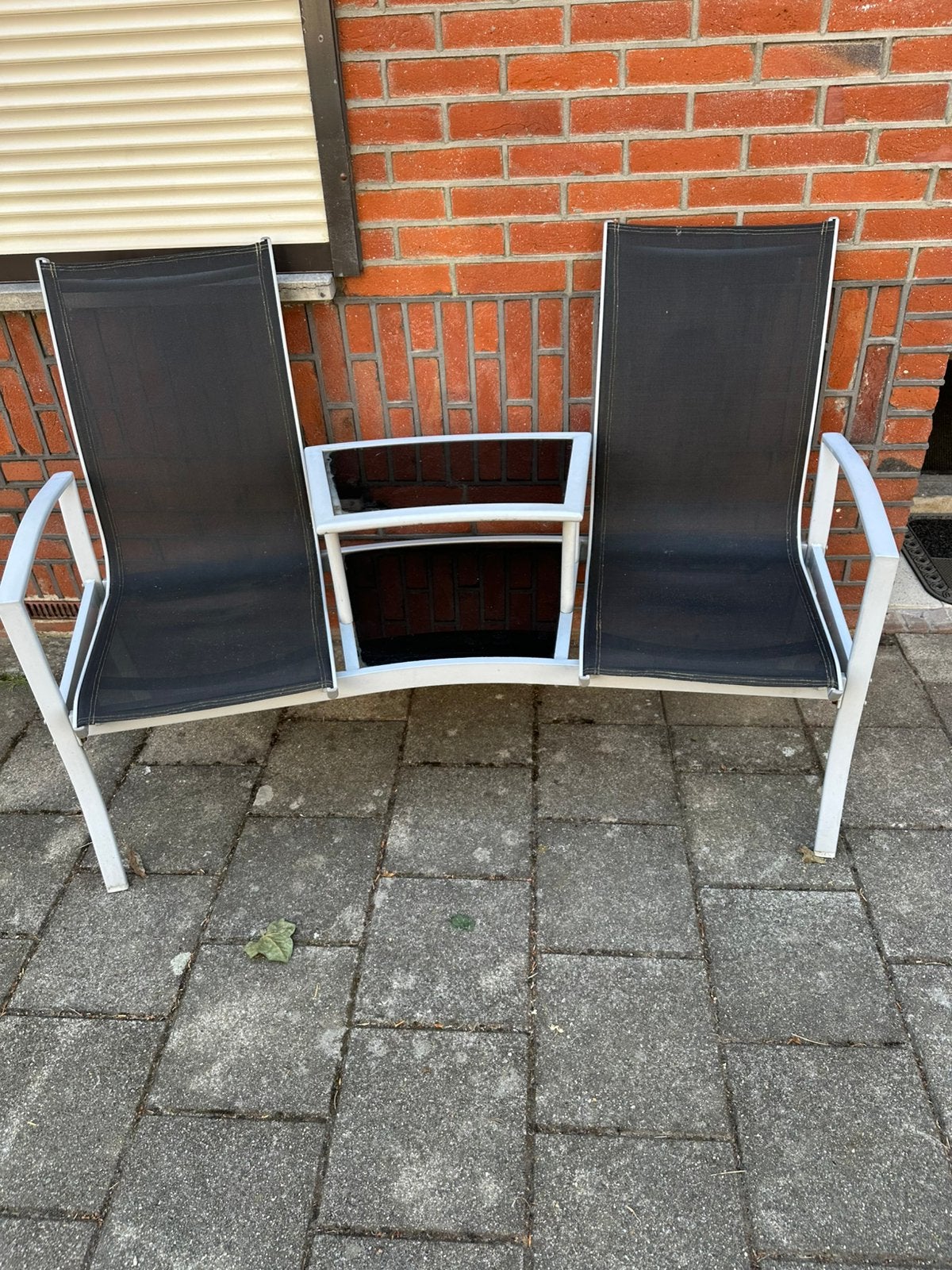 Tuinbank, Ophalen, Zo goed als nieuw