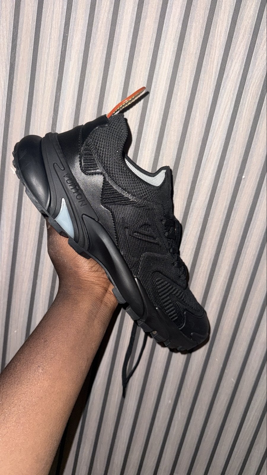 Louis Vuitton LV Trainer Sneaker Zwart Maat 43, Kleding | Heren, Ophalen of Verzenden, Nieuw, Zwart, Sneakers of Gympen