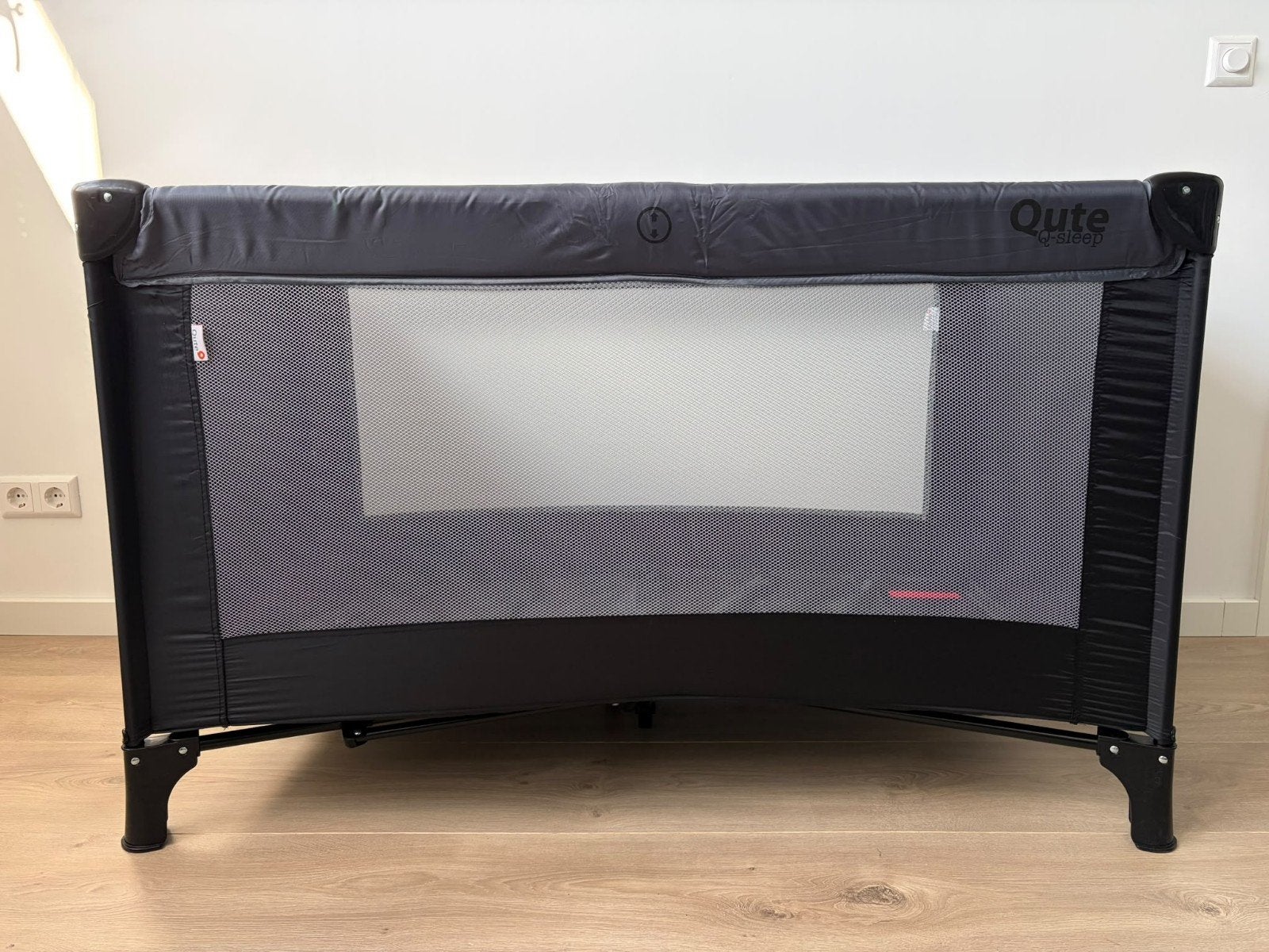 Qute Q-sleep campingbedje - Zo goed als nieuw, Kinderen en Baby's, Ophalen, Zo goed als nieuw