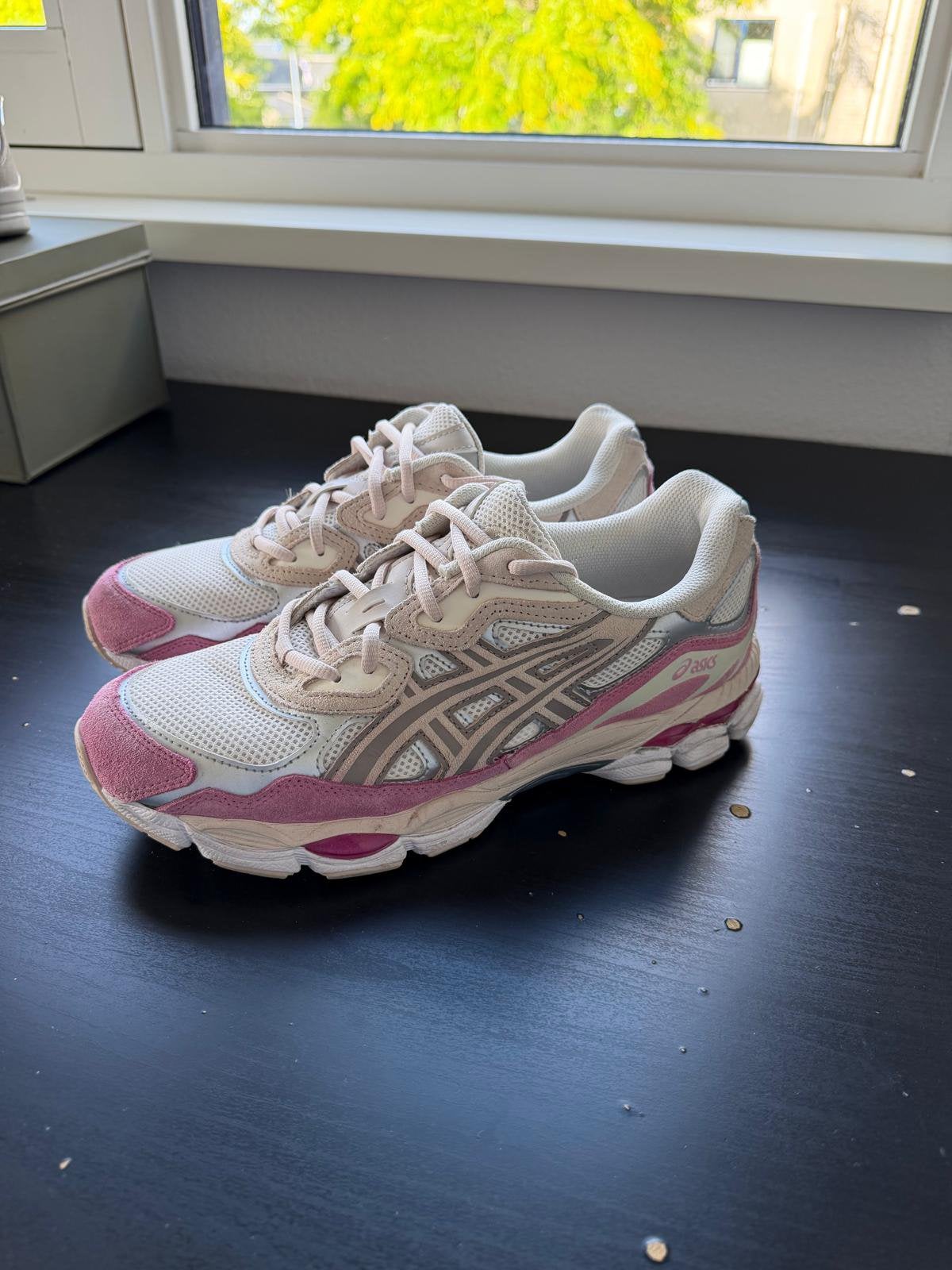 ASICS Gel-Kayano 14 Sneakers - Roze/Beige maat 42.5, Ophalen of Verzenden, Zo goed als nieuw, Roze, Sneakers of Gympen