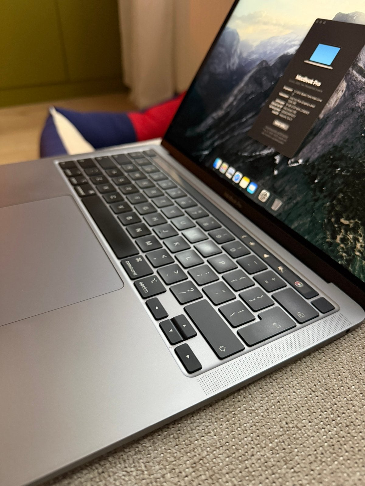 Foto 5 van Macbook Pro 13inch 2020