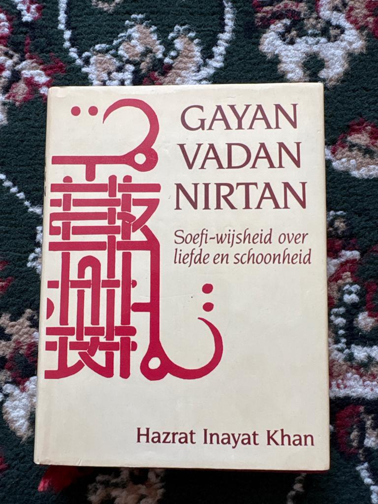 Gayan Vadan Nirtan: Soefi-wijsheid over liefde en schoonheid, Ophalen of Verzenden, Gelezen, Spiritualiteit algemeen, Achtergrond en Informatie