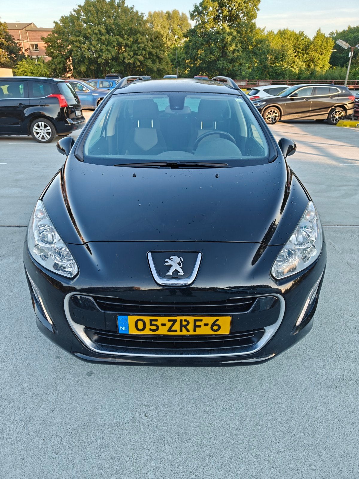 Peugeot 308 1.6 VTI 16V SW 7P 2012 Zwart, Voorwielaandrijving, 1295 kg, 4 cilinders, Zwart