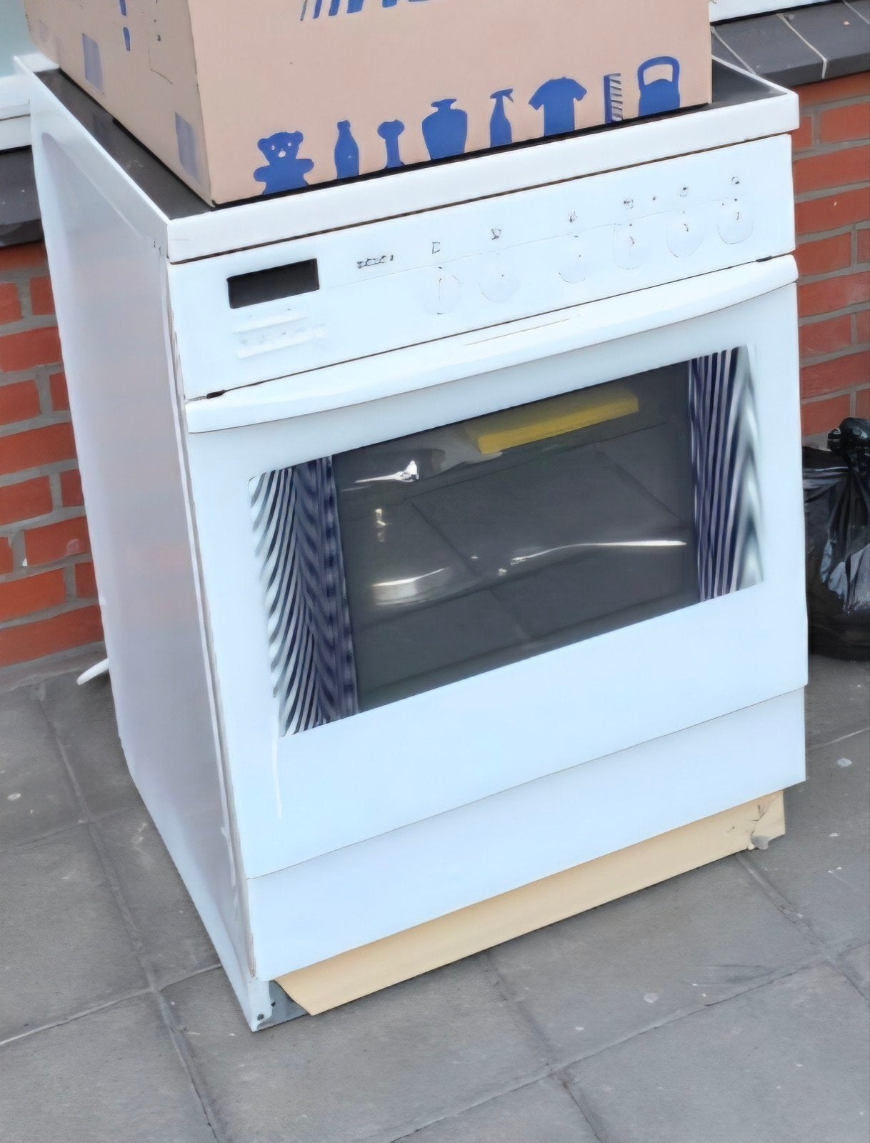 Elektrisch fornuis / oven – Gratis af te halen (Oven werkt g, Ophalen