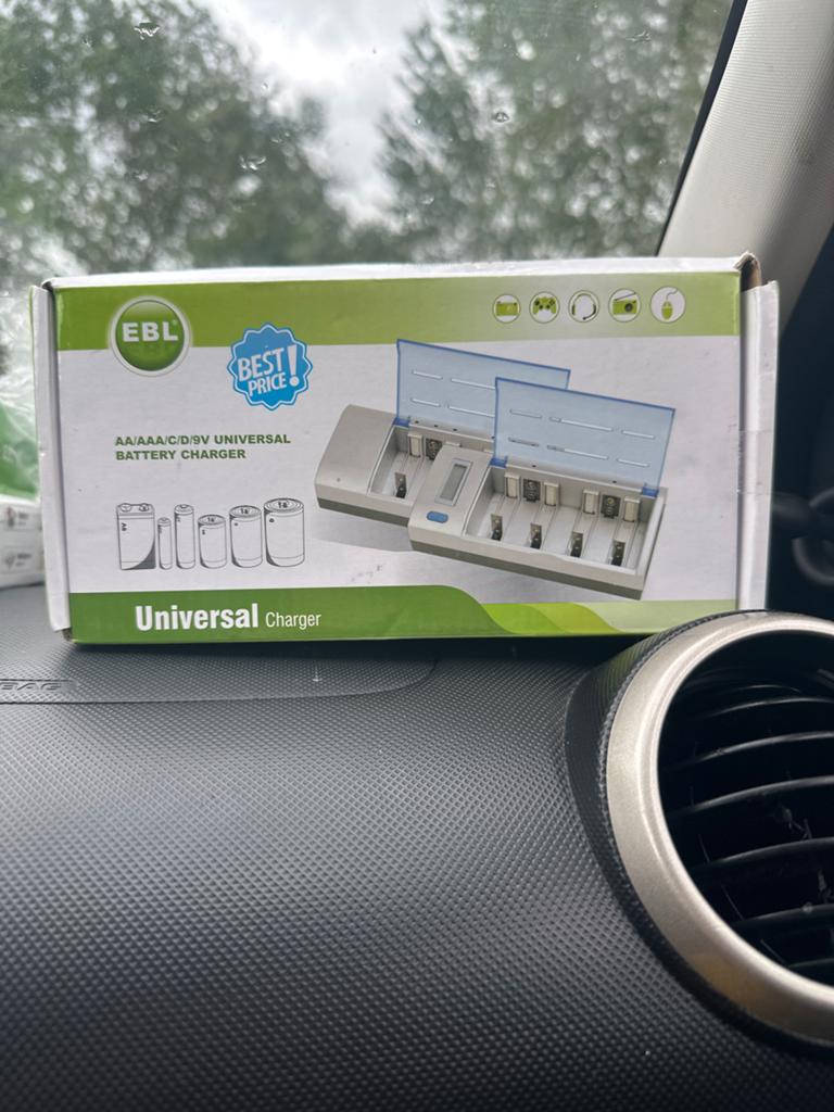 EBL Universele Batterijlader AA/AAA/C/D/9V - Gloednieuw, Ophalen of Verzenden, Nieuw