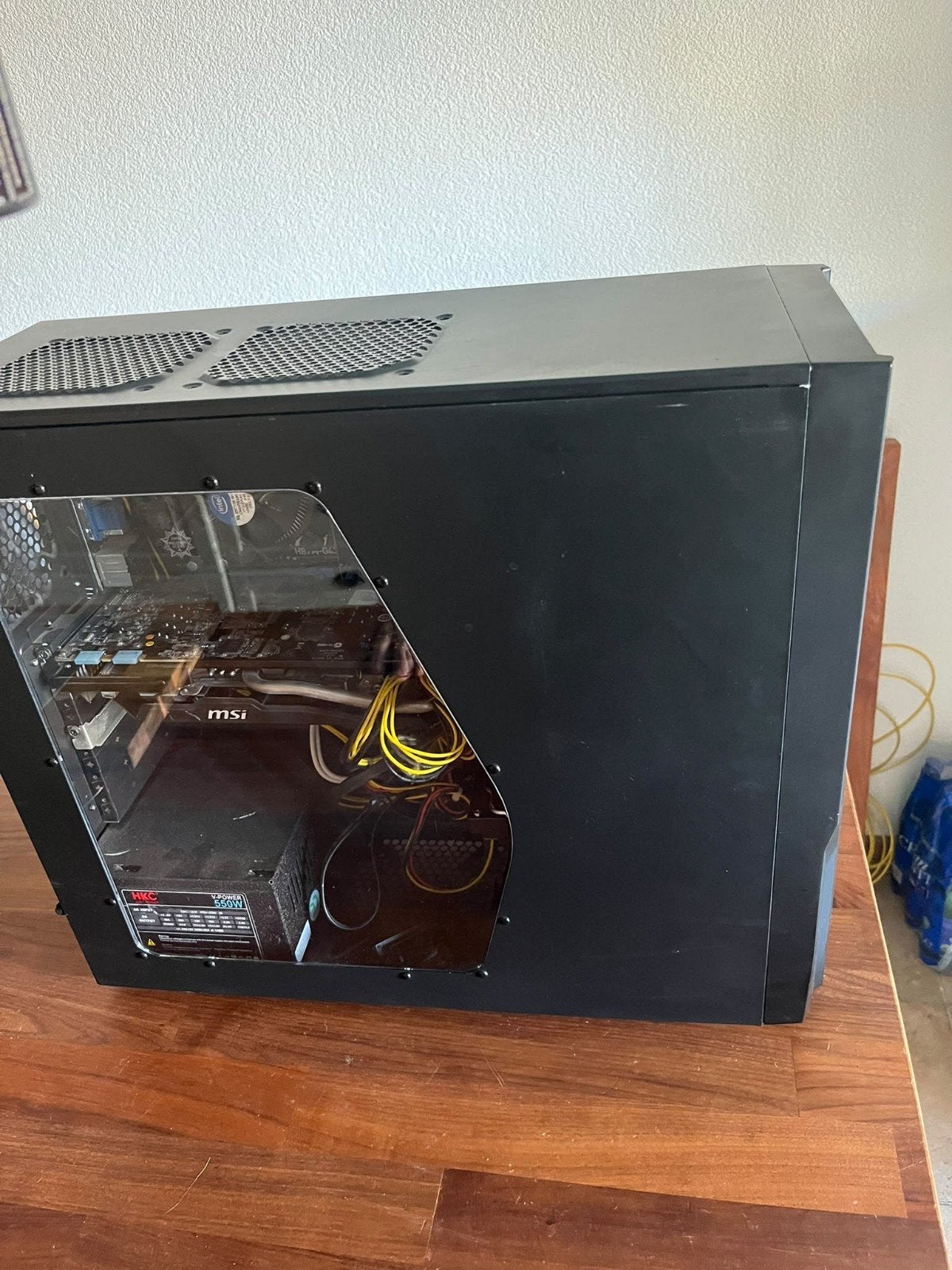 Pc Windows 11 met beeldscherm toetsenbord en muis., Ophalen, Gebruikt