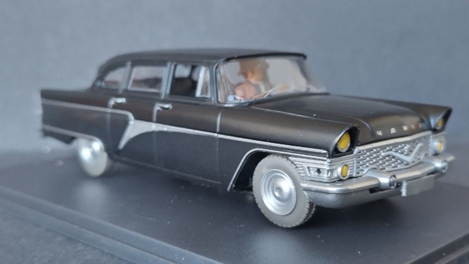 Gaz 13 Chaika 1:43 Eligor Blake & Mortimer Voronov Pol, Overige merken, Auto, Verzenden, .