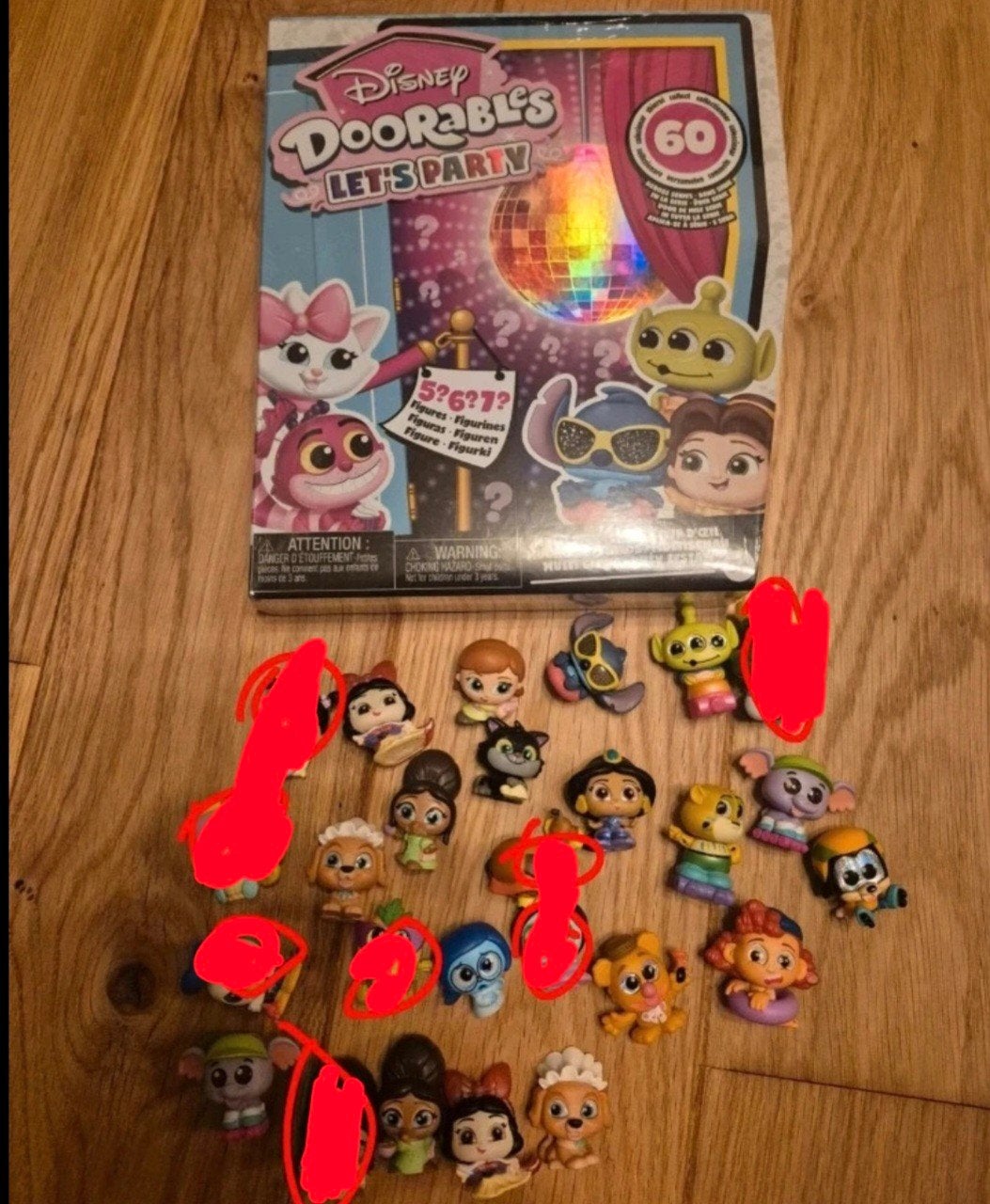 Disney Doorables Lets Party - Sealed doos + losse figuurtjes, Verzamelen, Ophalen of Verzenden, Overige figuren, Nieuw, Beeldje of Figuurtje
