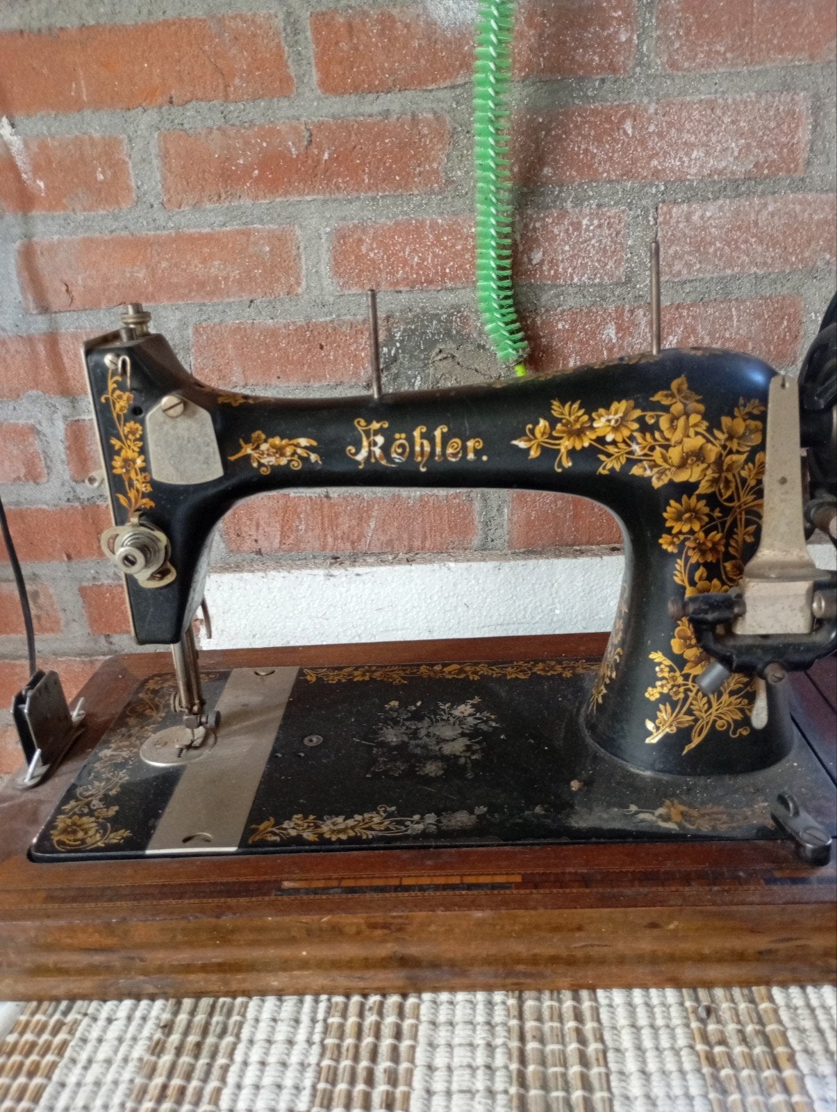 Kohler naaimachine, Ophalen