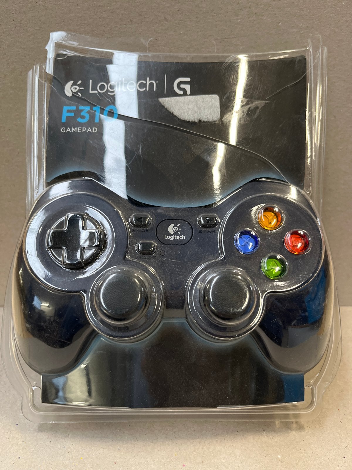 Logitech F310 Gamepad - Nieuw in verpakking, Logitech, Onbekend, Nieuw, Ophalen of Verzenden