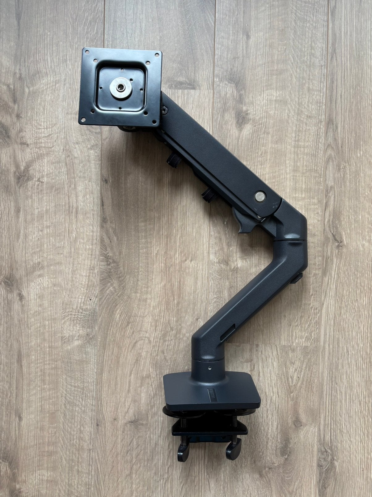 Ergotron HX Desk Monitor Arm (ZGAN + Garantie), Ophalen of Verzenden, Zo goed als nieuw, 60 Hz of minder, Overige typen