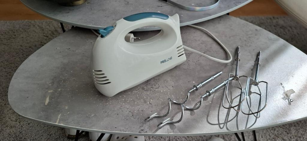 Handmixer Proline met kloppers en deeghaken, Minder dan 1 liter, Ophalen, 3 snelheden of meer