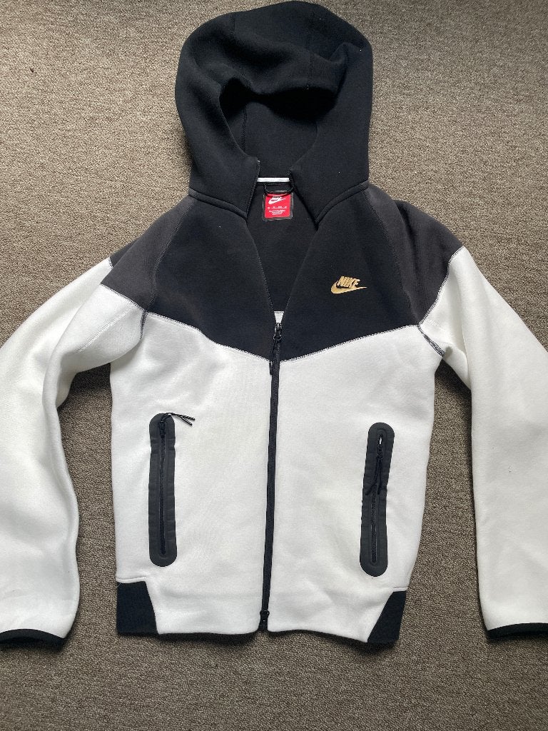 Nike tech flece trui wit&zwart, Ophalen, Meerkleurig, Nike, Zo goed als nieuw