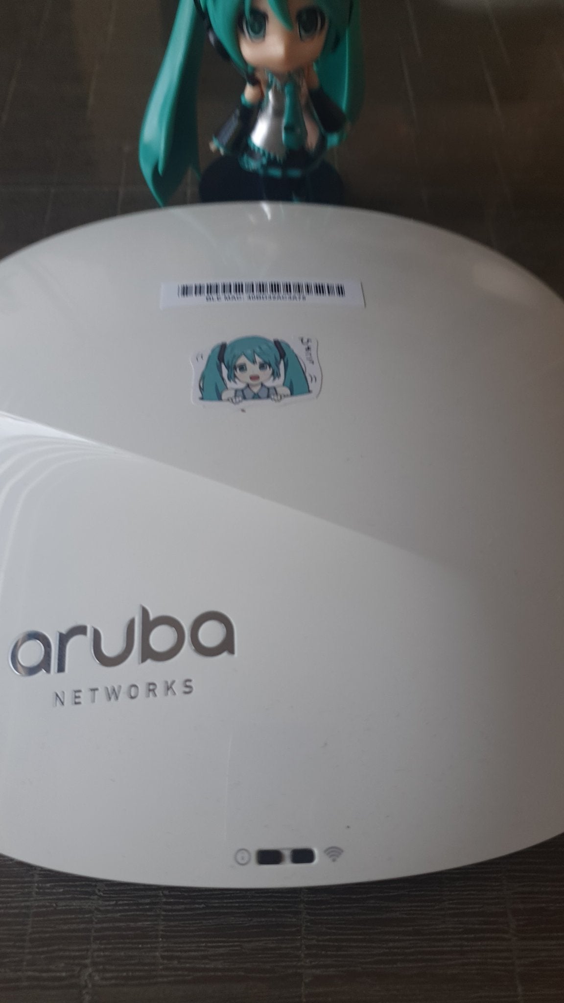Aruba AP 325, Computers en Software, Accesspoints, Gebruikt, Aruba