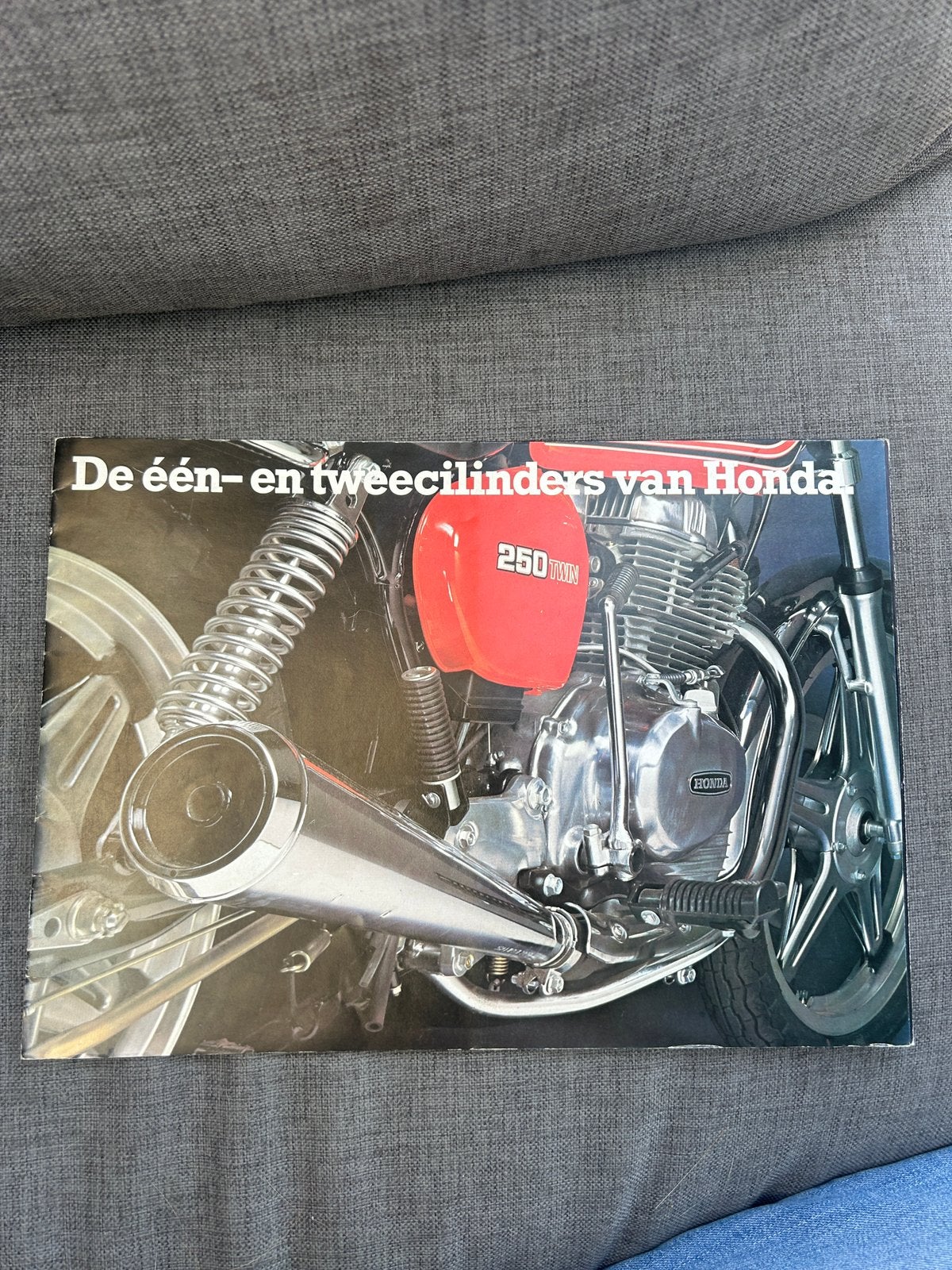 Honda motoren 1 en 2 cilinders brochure, Ophalen of Verzenden, Zo goed als nieuw
