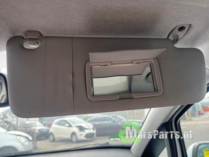 Zonneklep van een Opel Corsa, Gebruikt, -, -, Opel