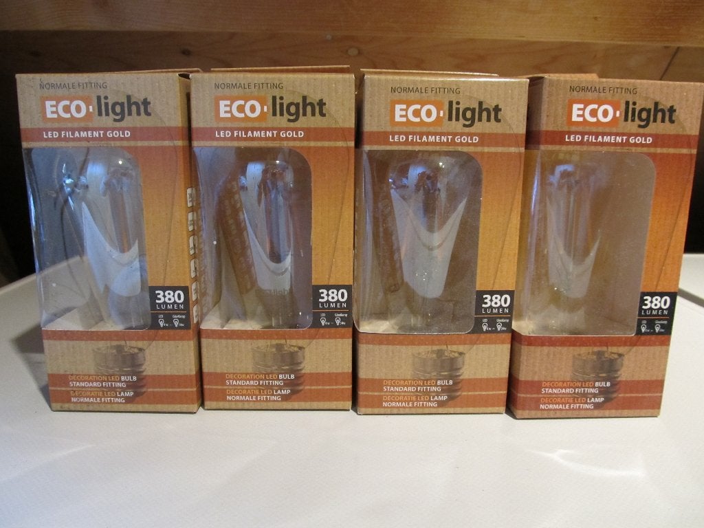 4 NIEUWE / LAMPEN voor in een lantaarn, 30 tot 60 watt, Gloeilamp, Nieuw, E27 (groot)