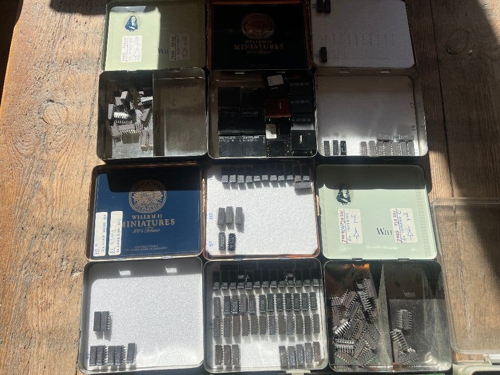 Grote collectie vintage elektronica onderdelen, Hobby en Vrije tijd, Ophalen, Zo goed als nieuw