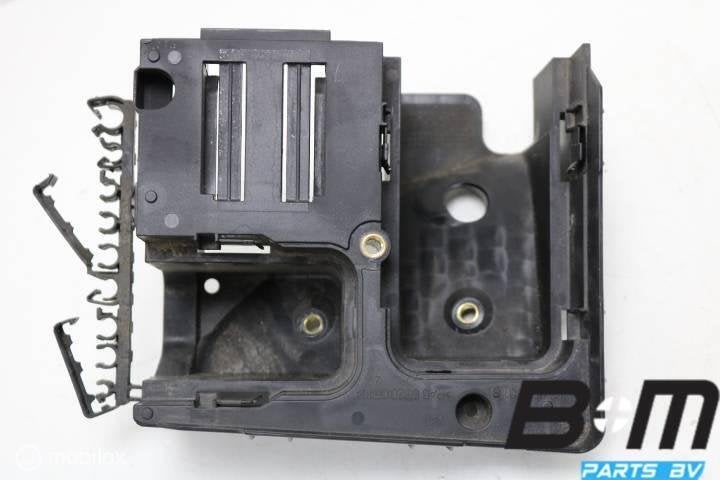 Houder voor zekeringkast VW Golf 5, Gebruikt