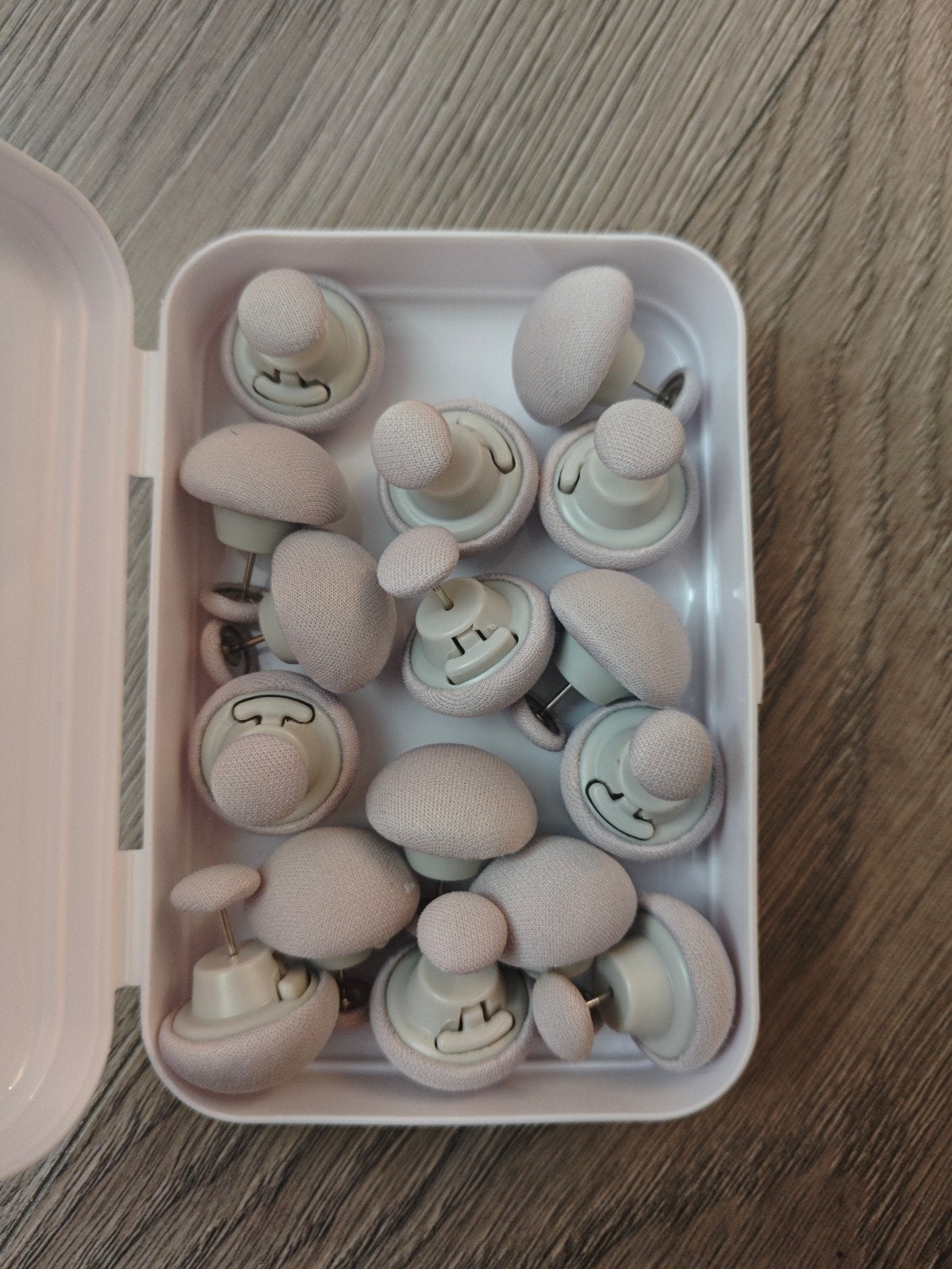 Dekbedclips set (16 stuks) met opbergdoos - paars/grijs, Ophalen of Verzenden, Nieuw, Knoop of Knopen