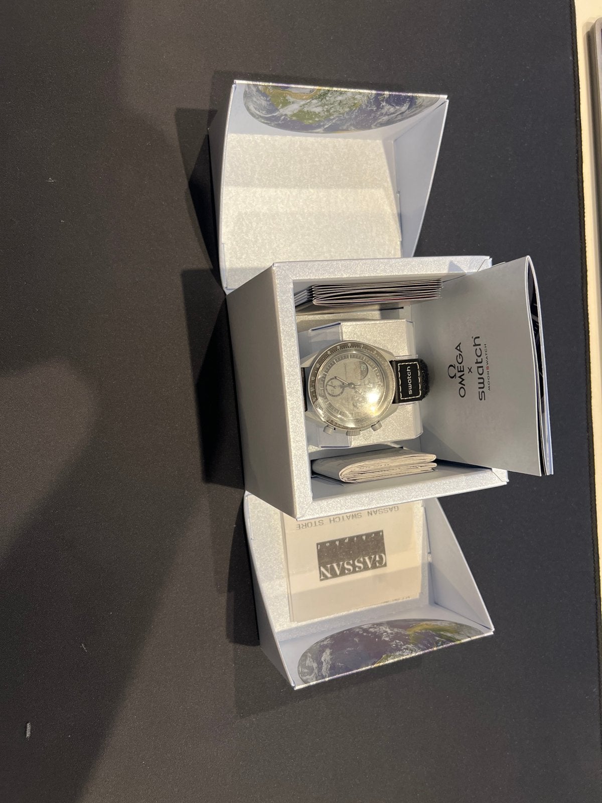 Omega x Swatch Moonswatch Mission to Earthphase (Nieuw) full, Sieraden, Tassen en Uiterlijk, Horloges | Heren, Overige materialen