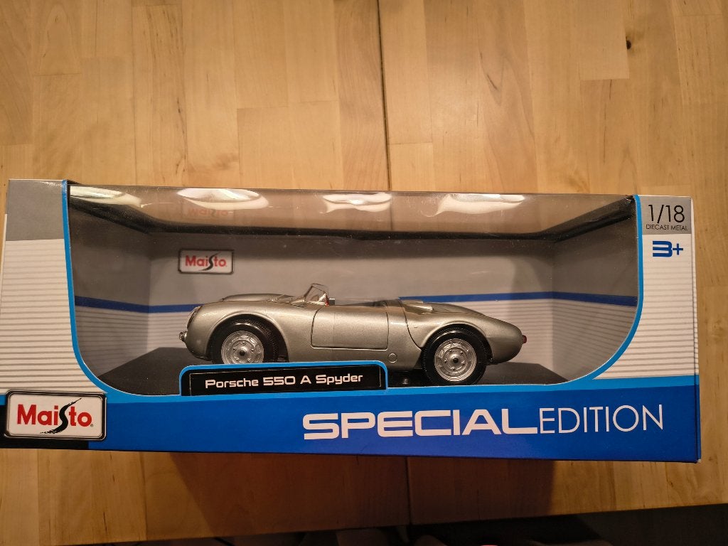 Maisto 1/18 Porsche 550 A Spider Special Edition, Hobby en Vrije tijd, Ophalen of Verzenden, Nieuw, Auto, Maisto