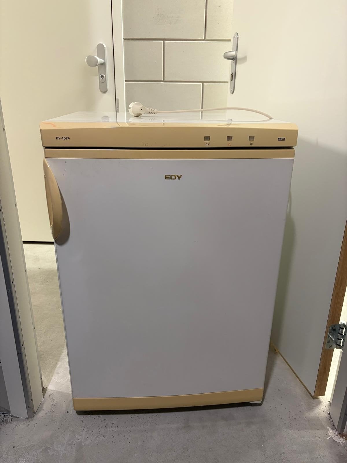 EDY DV-1574 Vriezer - Compact en Functioneel, Gebruikt, Ophalen, Vrieskast, 85 tot 120 cm