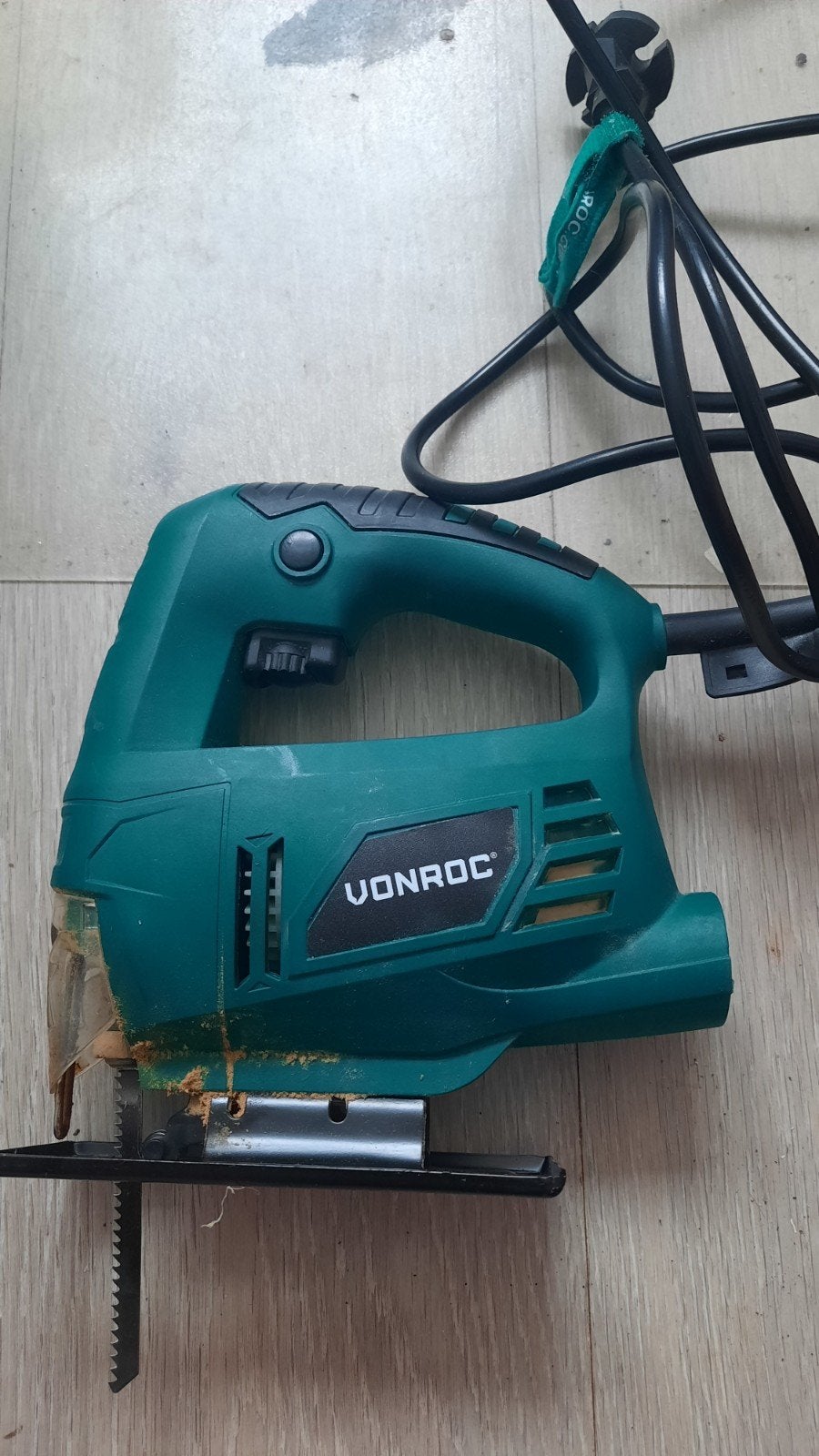 VONROC Decoupeerzaag JS502AC - 550W, VONROC, Gebruikt, 600 tot 1200 watt, Ophalen of Verzenden