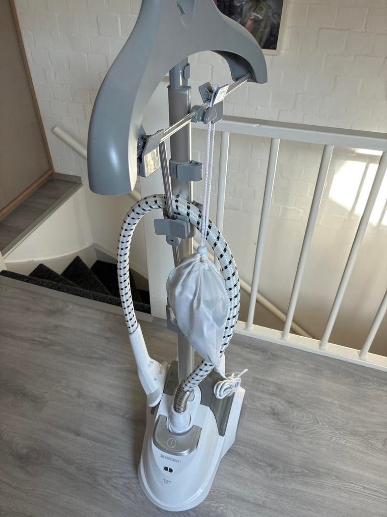 SilverCrest Kledingstomer 1630W Max - Nieuw! nooit gebruikt, Ophalen, Nieuw, Kledingstomer