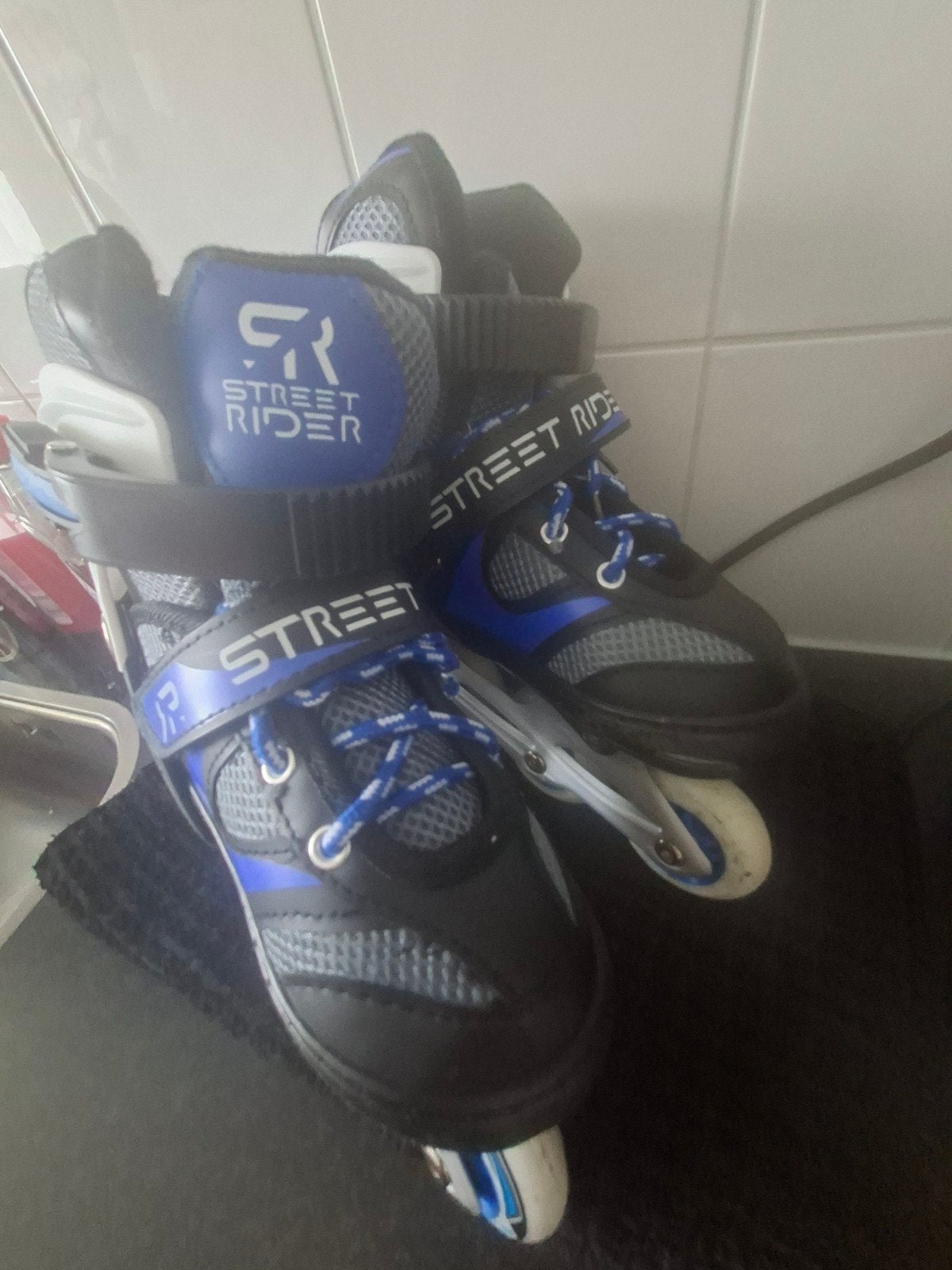 Complete skeelerset Street Rider met bescherming, Sport en Fitness, Skeelers, Overige merken, Kinderen, Ophalen of Verzenden, Zo goed als nieuw