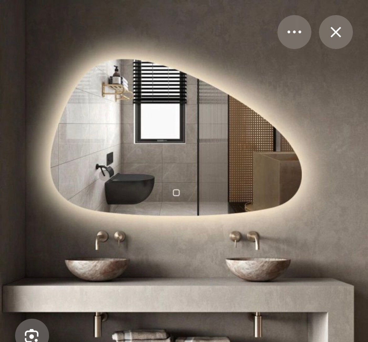 Nieuw Saniclear Vibe organische spiegel met verlichting, Huis en Inrichting, Woonaccessoires | Spiegels, Nieuw, Ophalen of Verzenden