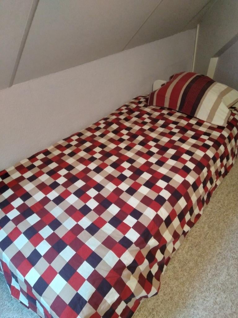 Mooie dekbedovertrek 140x200cm , ook voor lits-jumeaux, Ophalen, Eenpersoons, Dekbedovertrek, Zo goed als nieuw
