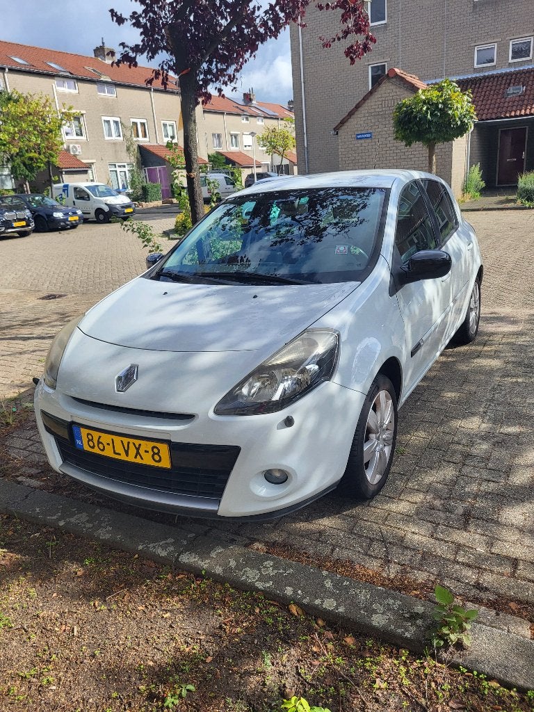 Renault Clio 1.2 TCE 5-DRS 2010 Wit, Auto's, Voorwielaandrijving, 535 kg, 4 cilinders, Wit