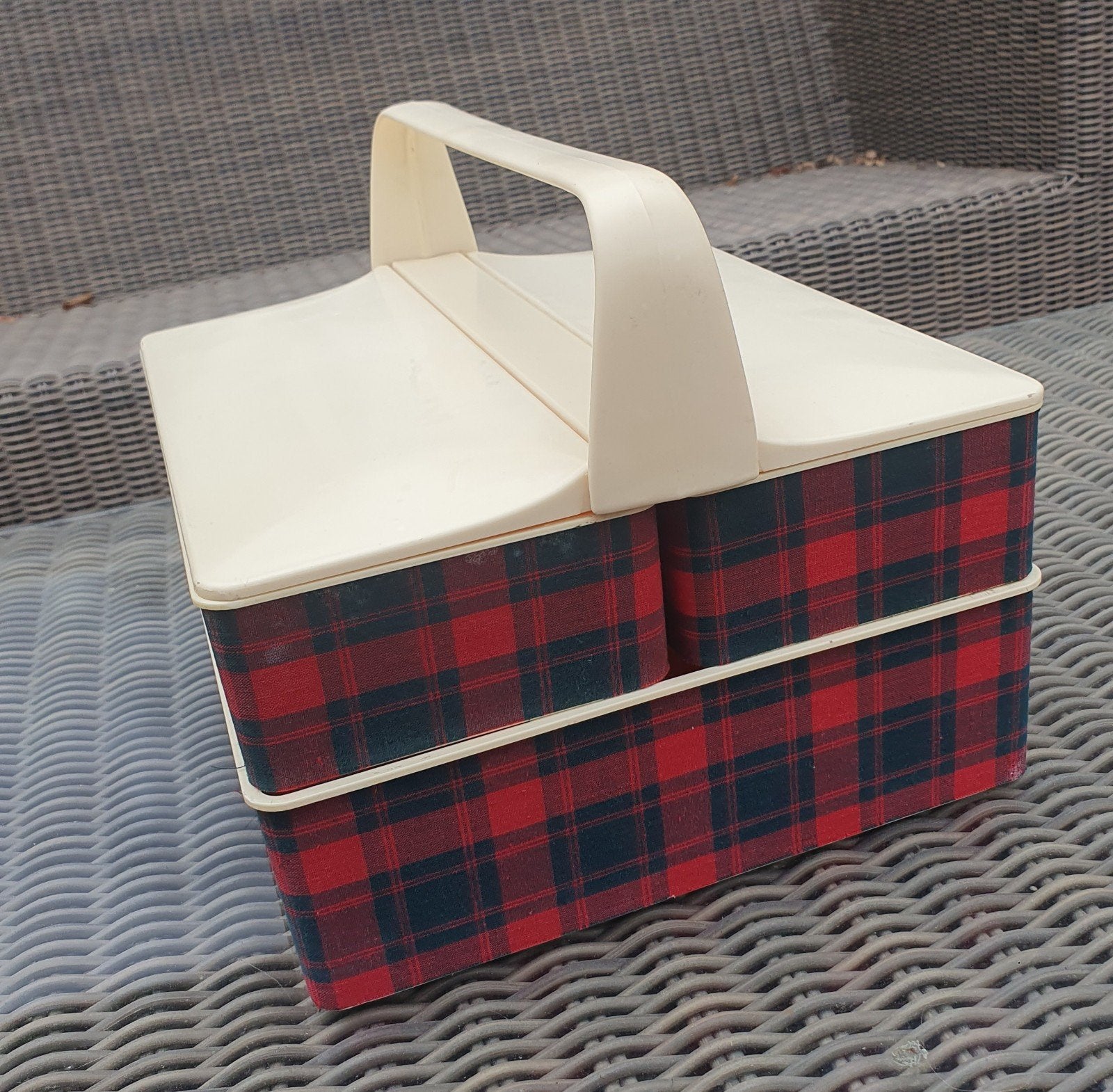 Prachtige Vintage Naaibox Uitklapbaar met Schotse Ruit, Ophalen of Verzenden, Zo goed als nieuw, Overige typen