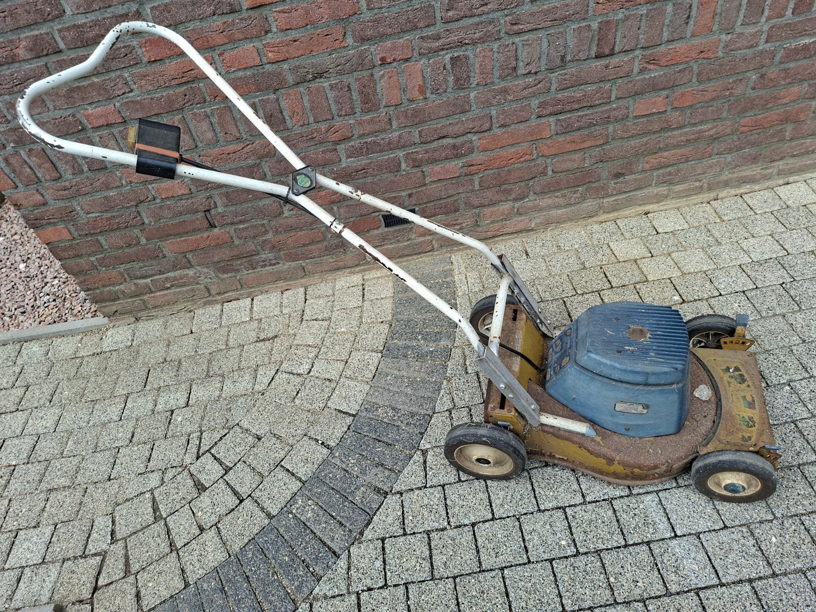 elektrische maaimachine, Tuin en Terras, Grasmaaiers, Ophalen, Qualcast lawn, Gebruikt, Elektrische grasmaaier