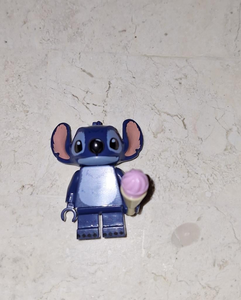 Minifiguur "Stitch", Ophalen of Verzenden, Zo goed als nieuw
